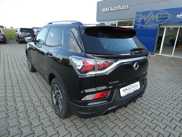 SsangYong Korando E-Motion Titanium Automatik Navi Sitzheizung Leder