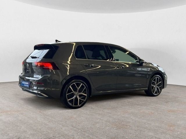Volkswagen Golf 1.5 eTSI