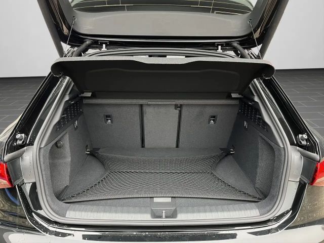 Audi RS3 S-Tronic Sedan Sportback