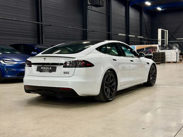 Tesla Model S Plaid