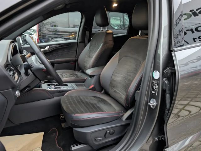 Ford Kuga Plug in Hybrid ST Line X