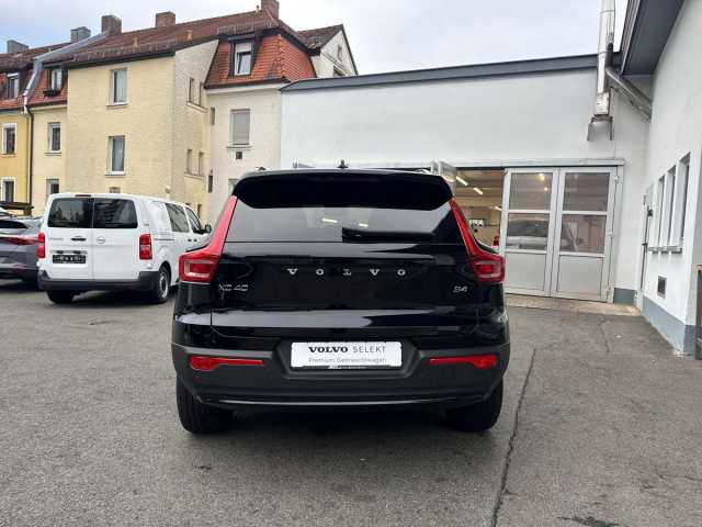 Volvo XC40 Dark Plus
