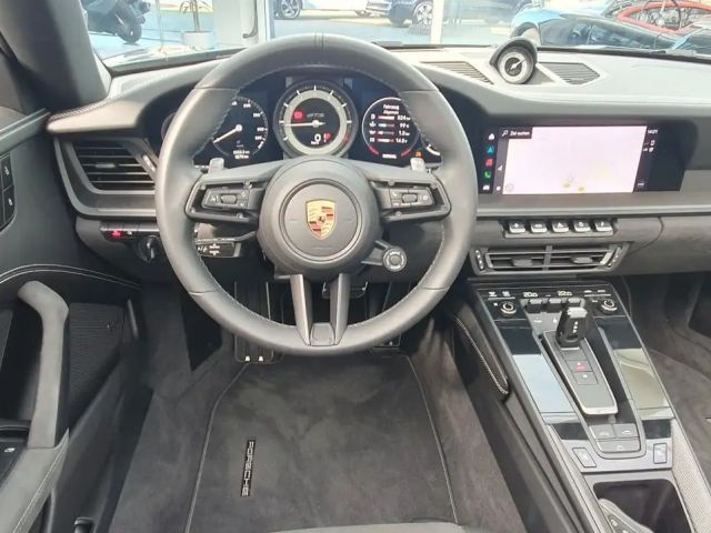 Porsche 911 4 Cabrio Carrera GTS