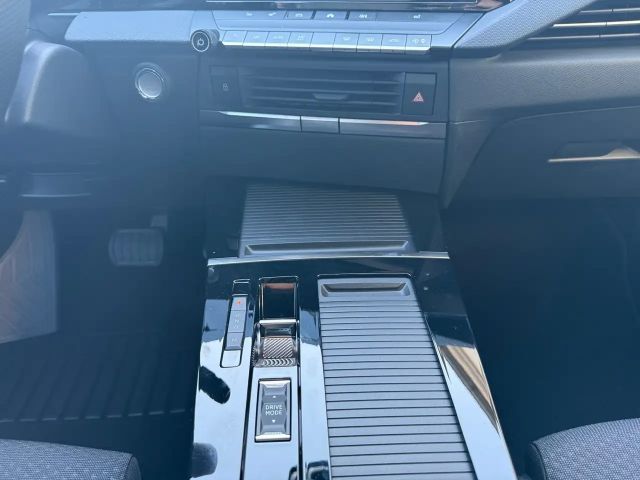 Opel Astra 1.2 Turbo Edition Turbo