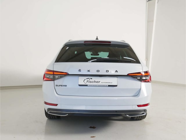 Skoda Superb 2.0 TSI Combi Sportline