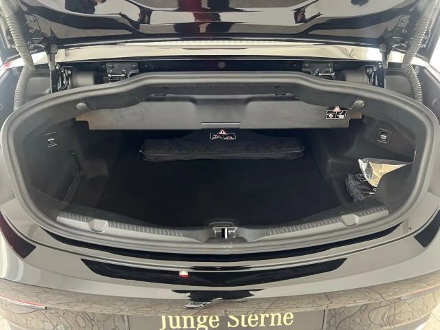 Mercedes-Benz E 200 AMG Line Cabriolet