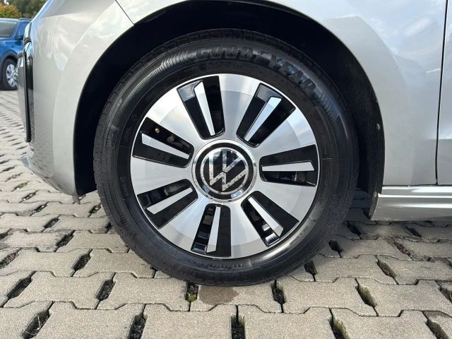 Volkswagen e-up! Plus Style