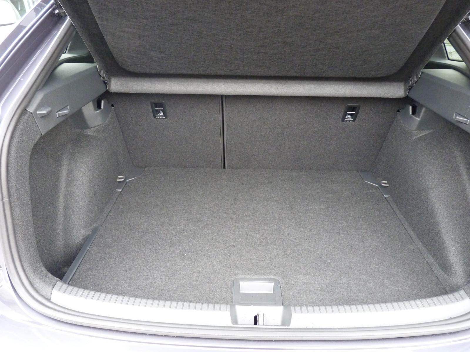 Volkswagen Taigo 1.5 TSI DSG R-Line