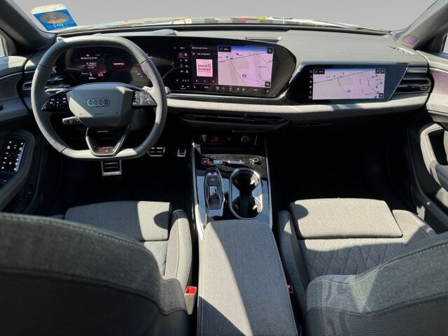 Audi A6 Avant Quattro S-Tronic