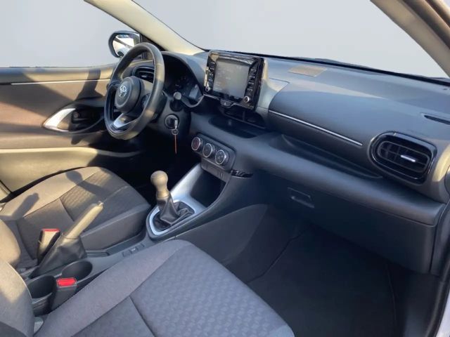 Toyota Yaris 1.0 VVT-i Comfort Hatchback