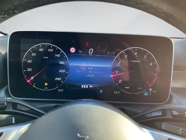 Mercedes-Benz C 180 AVANTGARDE Sedan