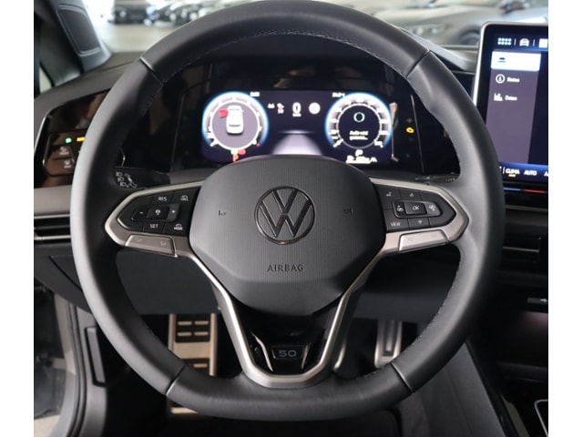 Volkswagen Golf 1.5 eTSI DSG Golf VIII