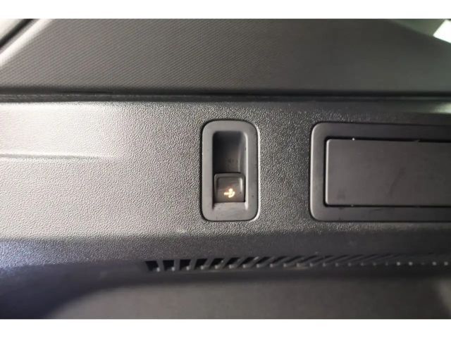 Volkswagen Tiguan 1.5 eTSI DSG R-Line