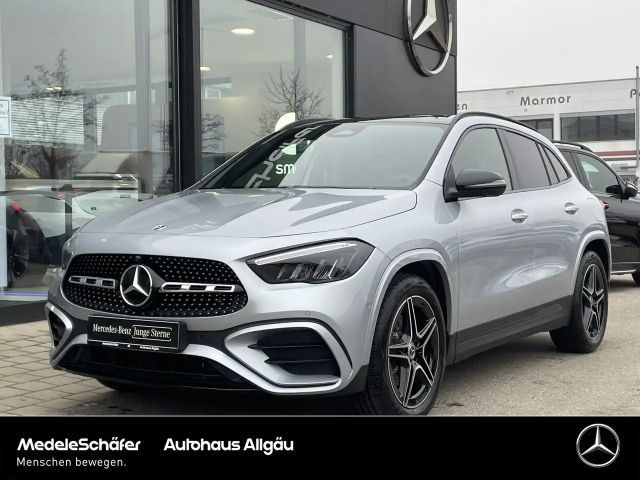 Mercedes-Benz GLA 200 AMG Line