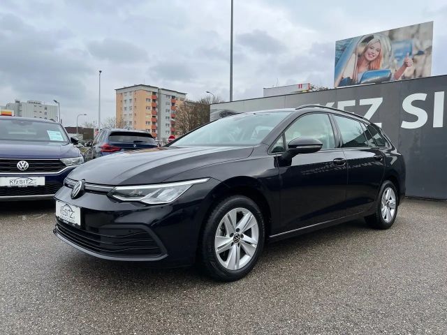 Volkswagen Golf Life Variant