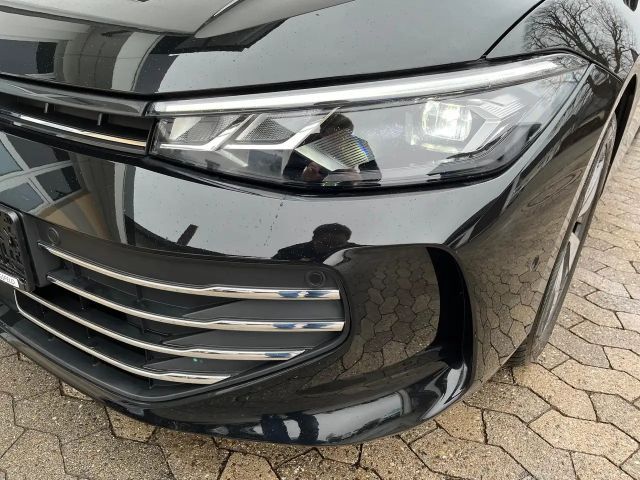 Volkswagen Passat 1.5 eTSI Business DSG Variant