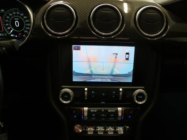 Ford Mustang Fastback GT 5.0 V8