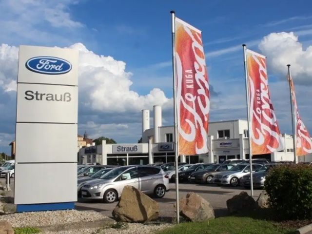 Ford Puma EcoBoost Titanium