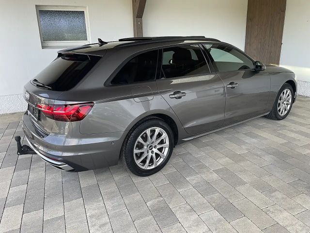 Audi A4 30 TDI Avant S-Tronic