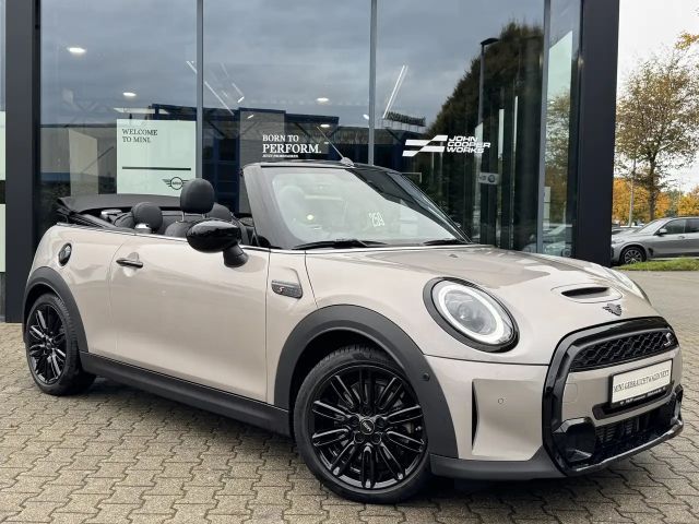 MINI Cooper S Cabrio Cooper S Cabrio HuD h&k ACC RFK JCW Leder NaviXL