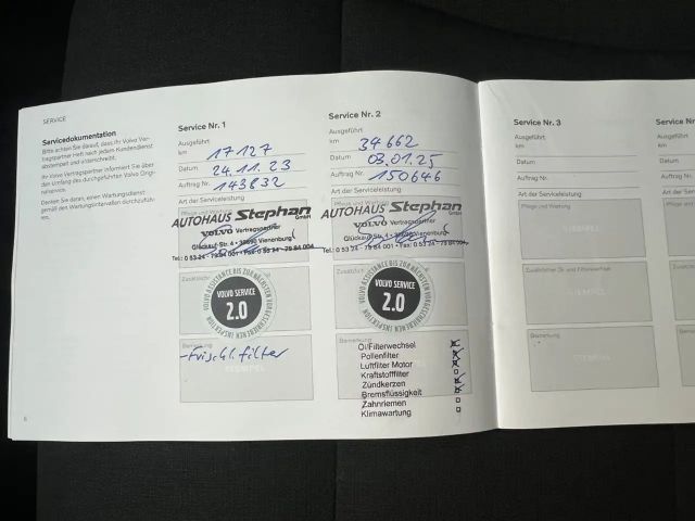 Volvo XC40 T2 Essential Autom. AHK GARANTIE