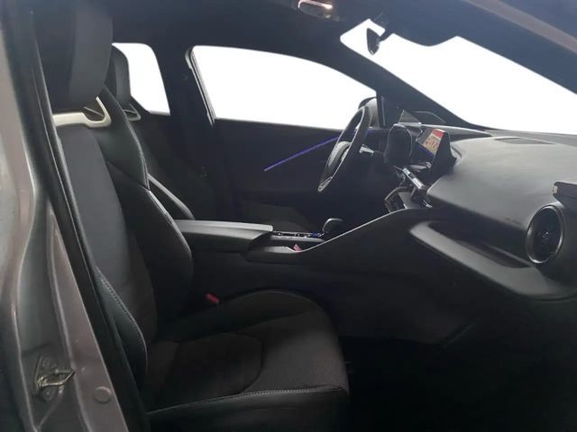 Toyota C-HR Lounge Plug-in