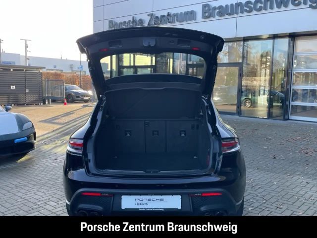 Porsche Macan Sportabgasanlage Luftfederung LED