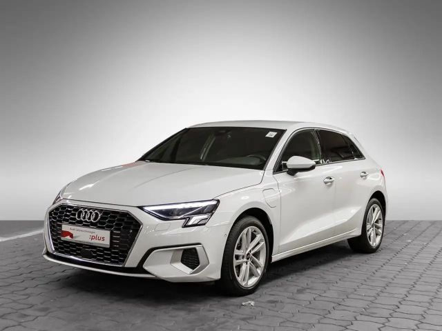 Audi A3 40 TFSI Hybride Sedan