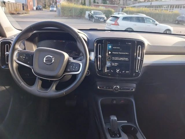 Volvo XC40 Momentum T3