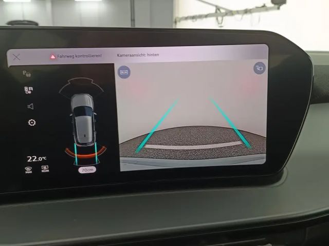 Audi Q3 TFSI intense 110 kW