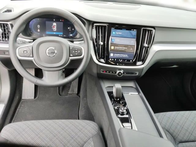 Volvo V60 Core Geartronic