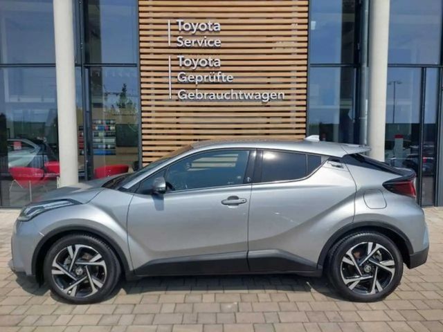 Toyota C-HR Hybride Team D