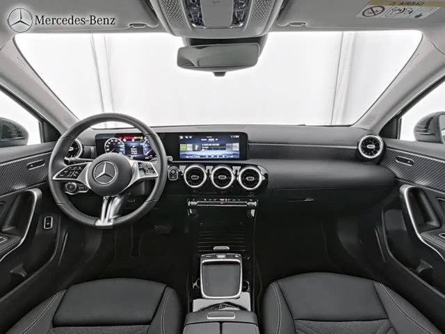 Mercedes-Benz A 200 Progressive