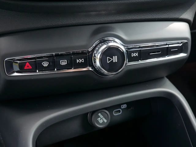 Volvo XC40 Dark Plus