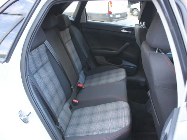 Volkswagen Polo 2.0 TSI DSG GTI