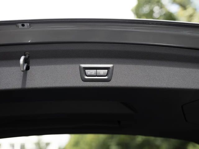 BMW 118 118d M-Sport Sedan