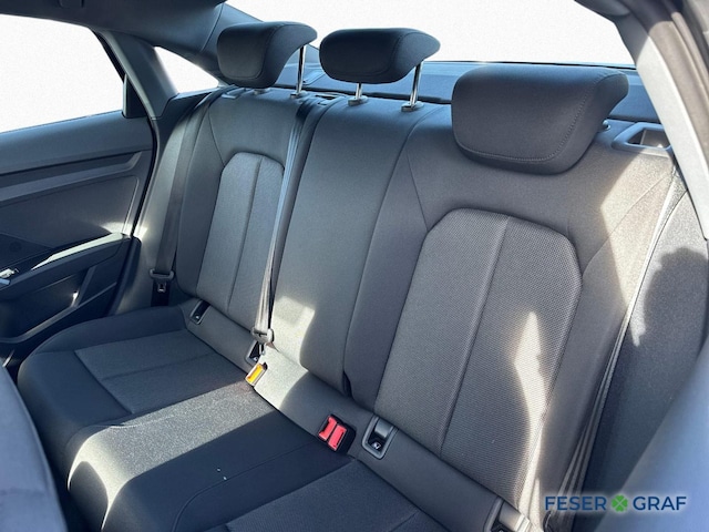 Audi A3 30 TFSI S-Tronic Sedan