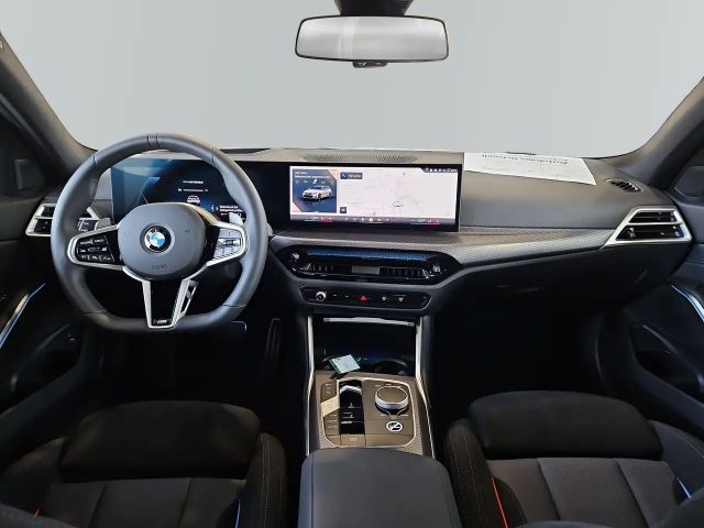 BMW 330 330d M-Sport Touring xDrive