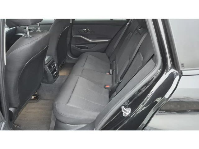 BMW 318 318i Touring