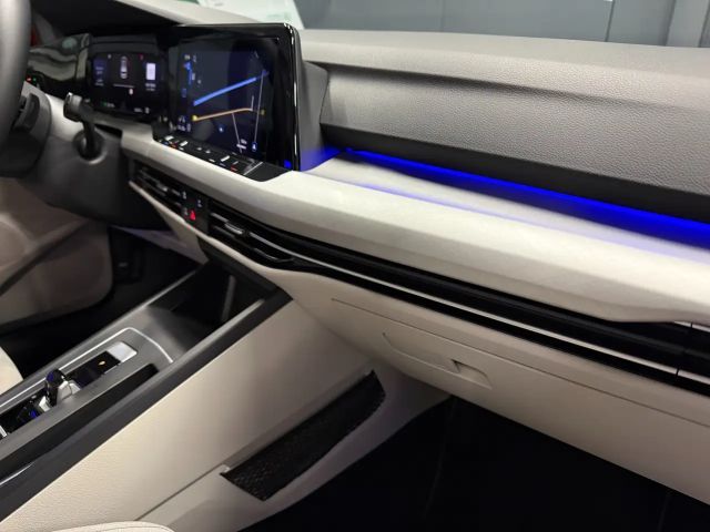 Volkswagen Golf 1.5 eTSI Golf VIII Life