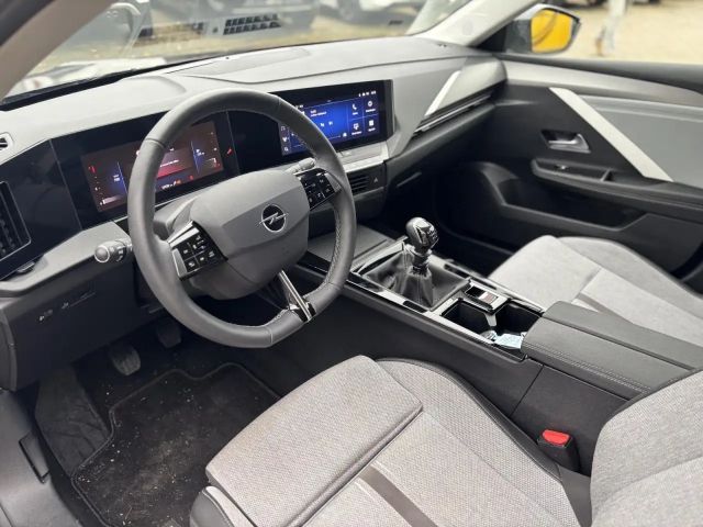 Opel Astra Elegance Sports Tourer