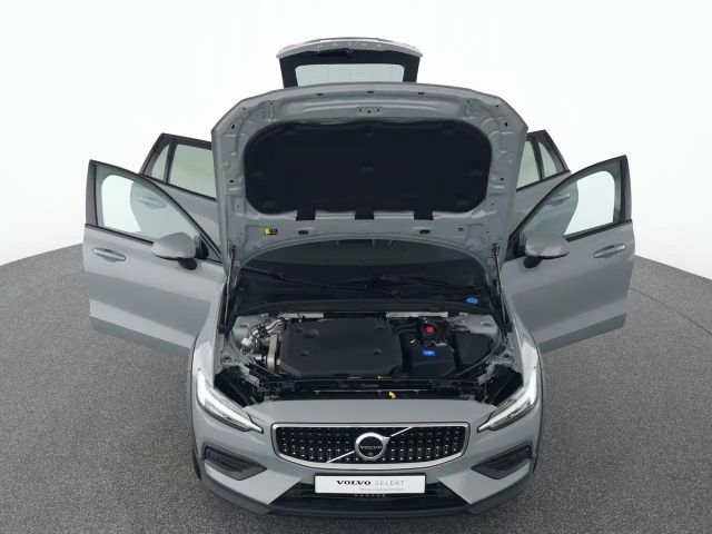 Volvo V60 AWD Plus