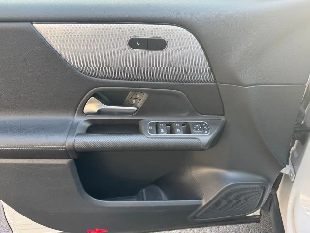 Mercedes-Benz GLB 200 4MATIC Style