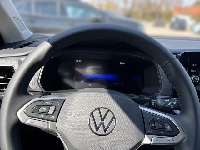 Volkswagen T-Cross 4Me TSI