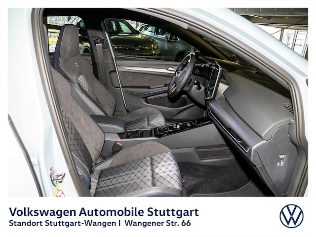 Volkswagen Golf 1.5 eTSI DSG R-Line