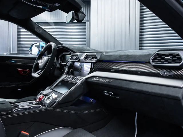 Lamborghini Urus Performante