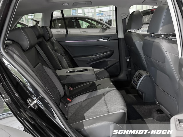 Volkswagen Golf 1.5 eTSI DSG Variant