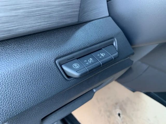 Renault Trafic Blue EDC Spaceclass