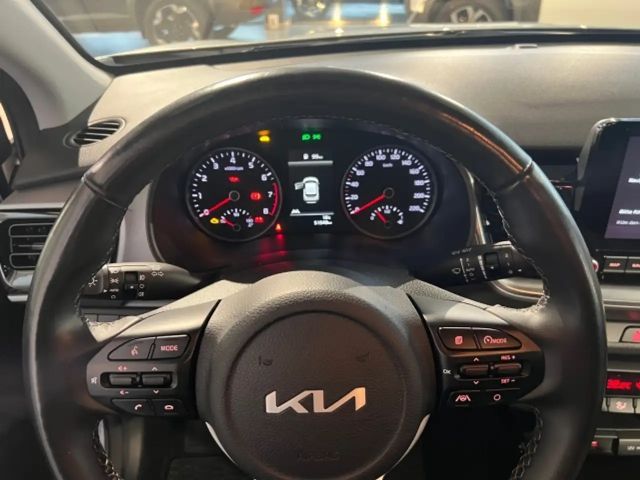 Kia Stonic KIA Stonic Silber1,2