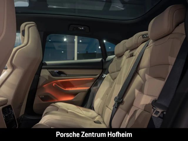 Porsche Taycan 4 Cross Turismo